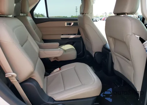 2024 Ford Explorer Xlt from USA, damaged, VIN 1FMSK8DH9RGA19664